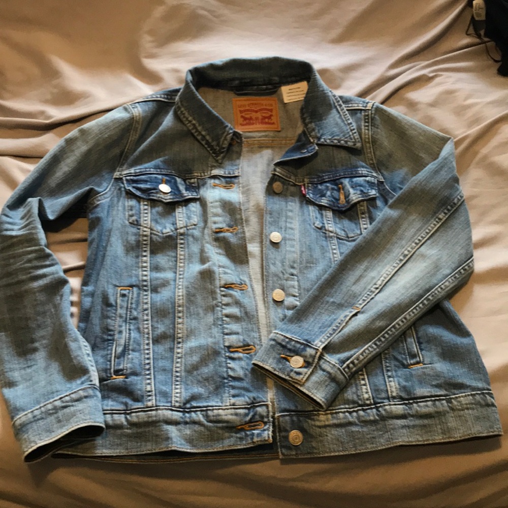 Vintage Levi’s denim jacket